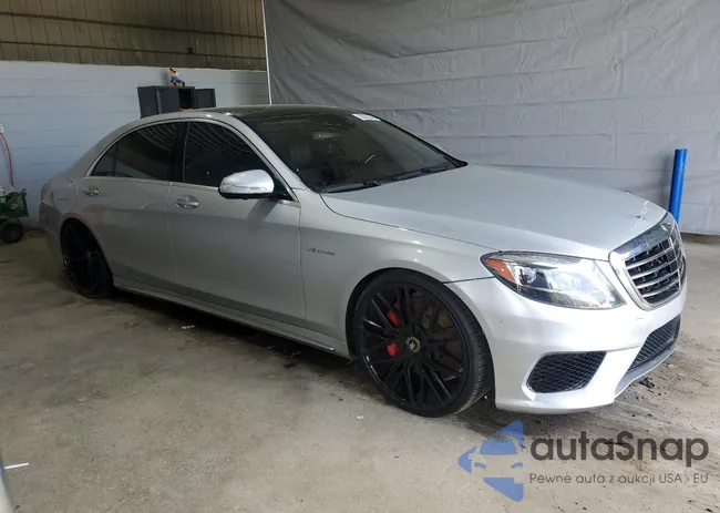 WDDUG7JB1FA138659: 55505345