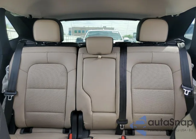 1FMCU9CZ6MUA38732: 56765555