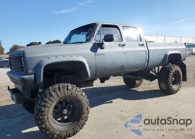 1GCHC33J2DS110736: 56433355