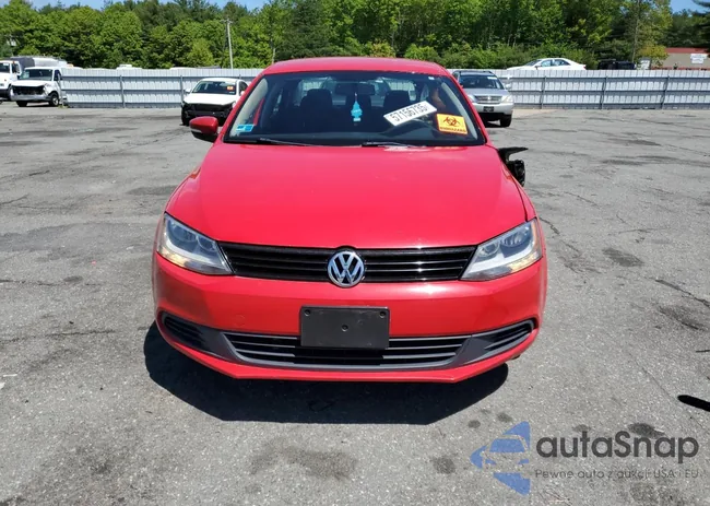 3VWDP7AJ4CM070435: 57156735