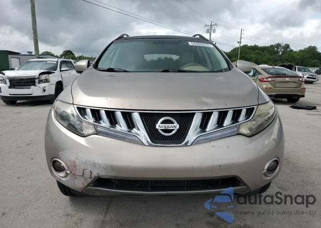 JN8AZ18U09W028256: 56909635