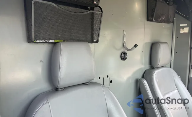 1FTRS4XG7JKA92189: 56520055