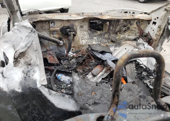 5YJ3E1EA0NF360982: 53290633