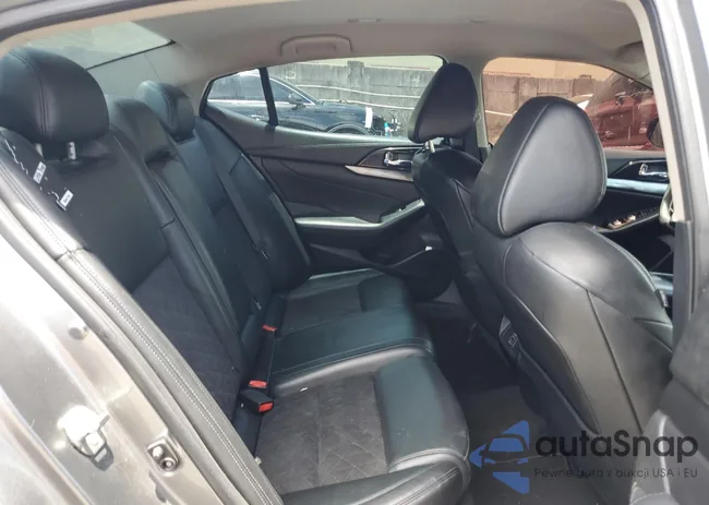 1N4AA6AP2GC330020: 94170025