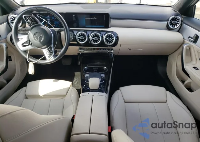 W1K3G4EB6LJ234674: 59346484