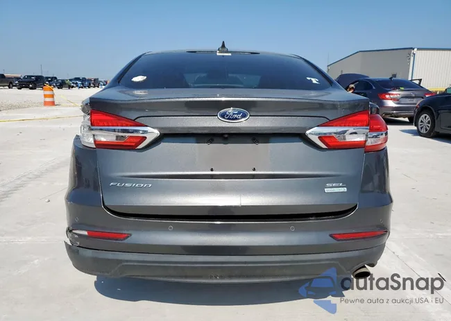 3FA6P0CD8KR181913: 58802405