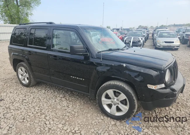 1C4NJPFB5CD670094: 59972155