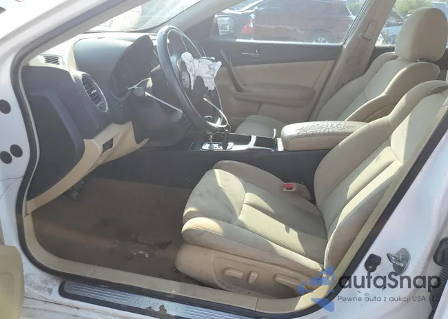 1N4AA5AP6BC863726: 59337655