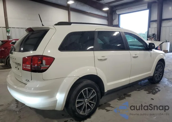 3C4PDCAB1JT526856: 59614035