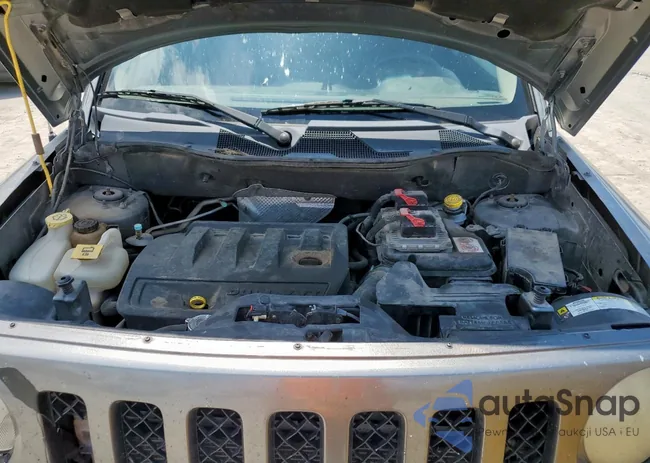 1J4NF1GB8BD265613: 62569445