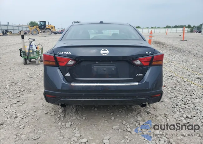 1N4BL4DW7NN370464: 61061975