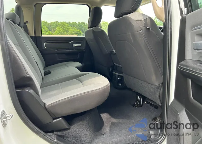 3C6UR5DL3KG694116: 61051925