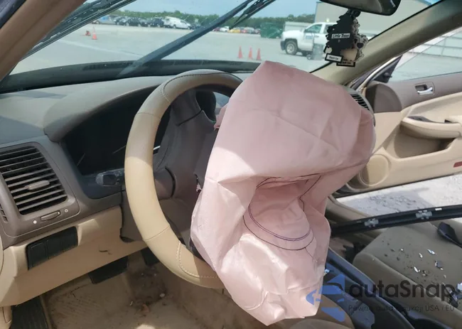 1HGCM561X6A063058: 61032275