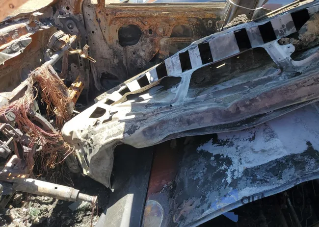 KL79MPS23MB013898: 61692875