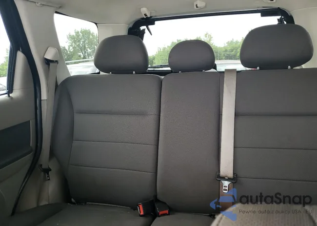 1FMCU93769KB21353: 60441005