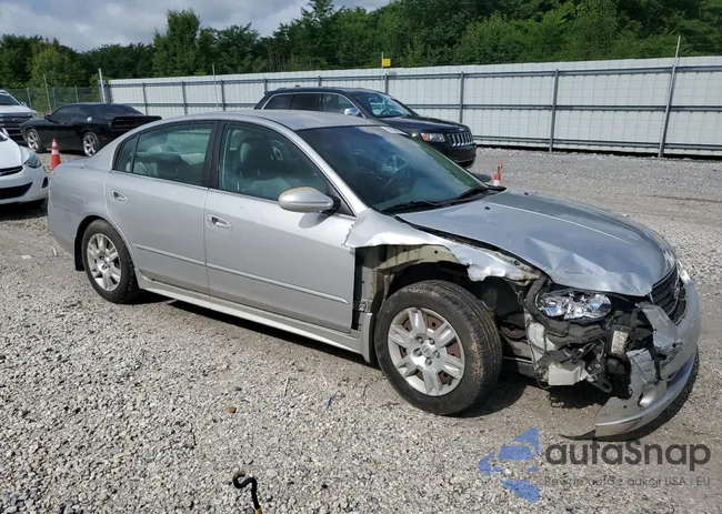 1N4AL11D06N305826: 61008895