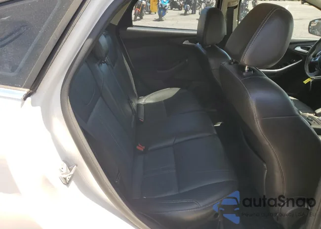 1FADP3N21EL264509: 59544475