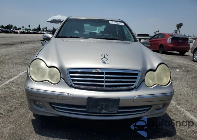 WDBRF64J35F581699: 62106005