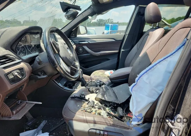 WBXHT3C39GP880301: 61919115