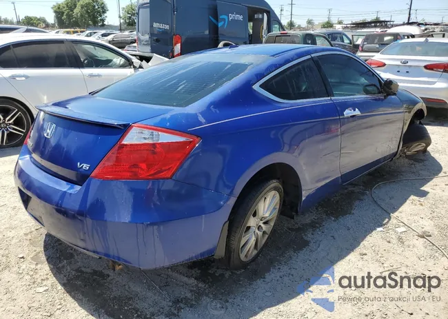 1HGCS22819A003942: 63109055