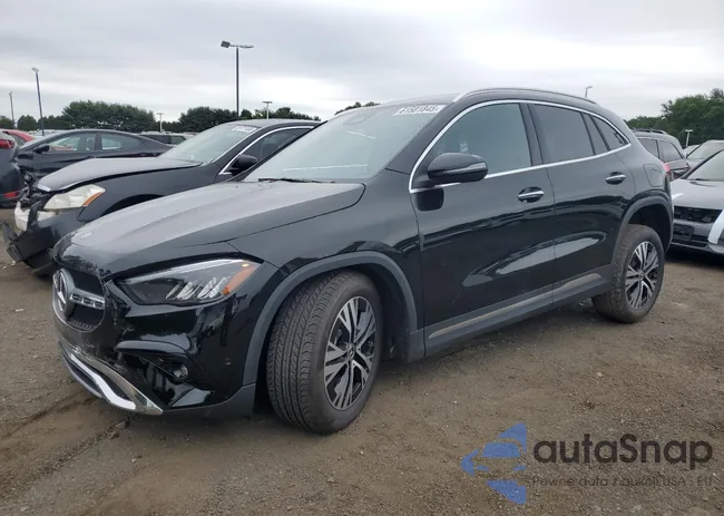 W1N4N4HB9SJ686870: 61581845