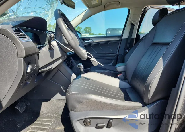 3VV3B7AX4NM103276: 61462725