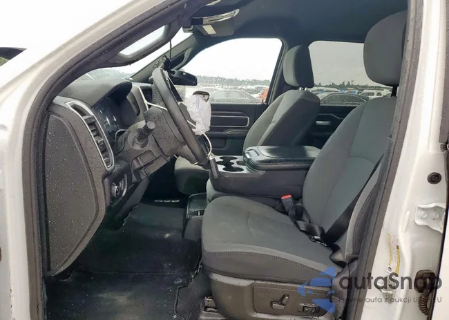 3C6UR5DL1RG106160: 59689175