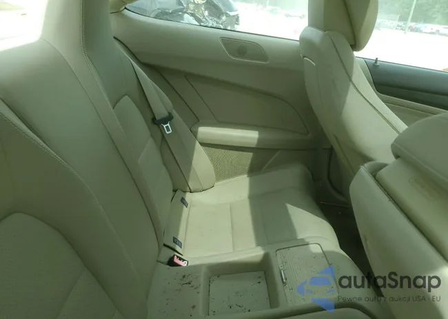 WDDGJ4HB4EG282981: 60049455