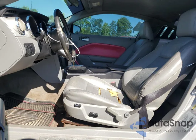 1ZVFT82H865194921: 61165455