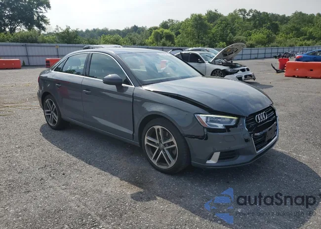 WAUBEGFF8K1020604: 63024645