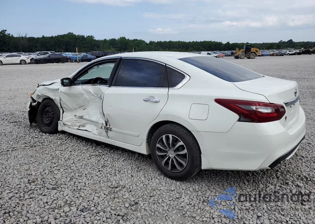 1N4AL3AP2JC201302: 89498135