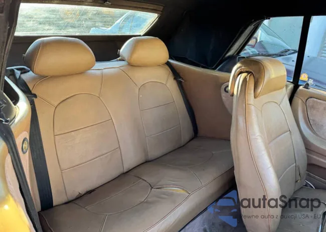 YS3AT76L3J7040435: 60671325