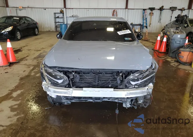 1HGCV3F22NA041063: 61650915