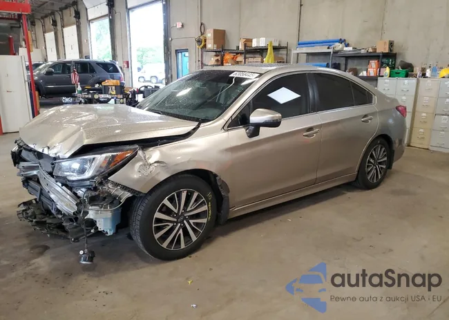 4S3BNAH65J3013383: 62058445