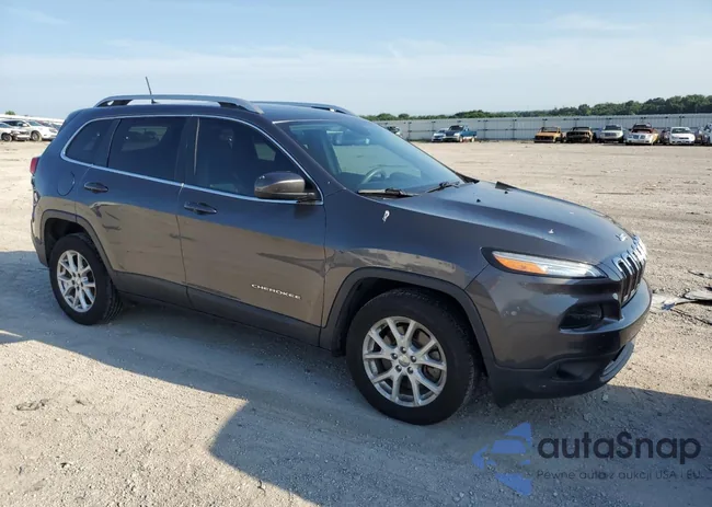 1C4PJLLBXJD577431: 62312585