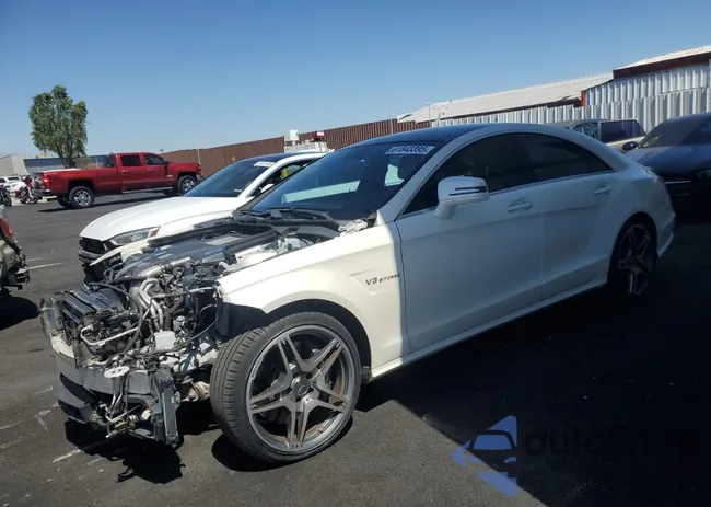 WDDLJ7EBXCA052110: 61843395