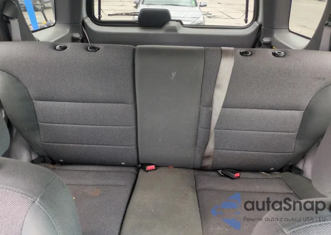 1FMCU04132KB74913: 61029445