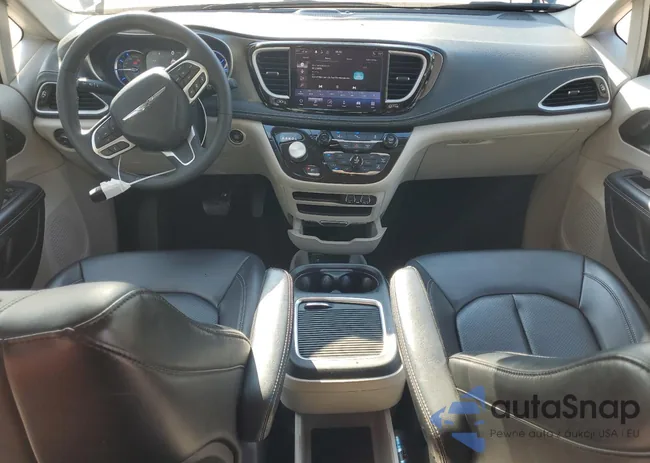 2C4RC1L77PR541141: 61050145