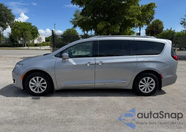 2C4RC1BG8KR561280: 62908365