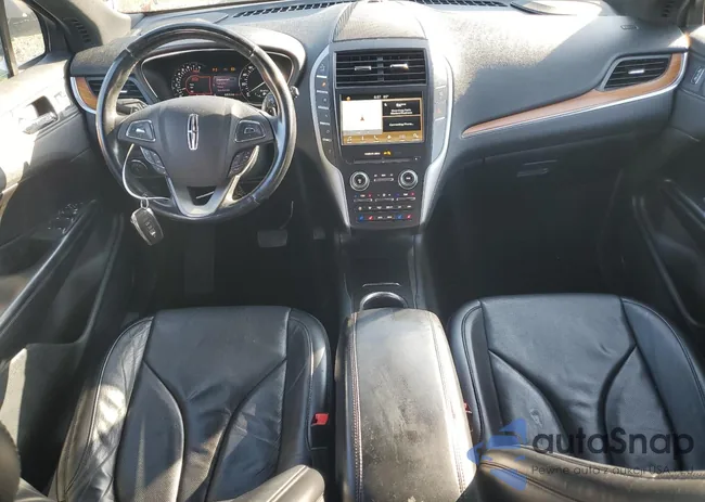 5LMCJ3D99HUL03201: 61611685