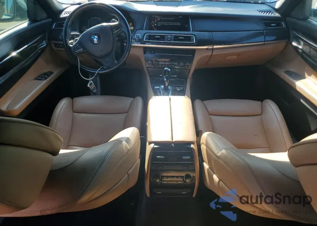 WBAYF8C50FD655443: 61092005