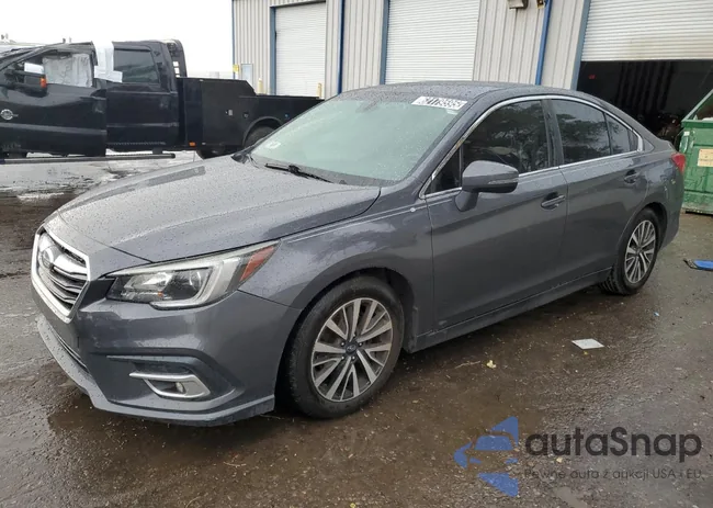 4S3BNAF66K3037647: 63103495