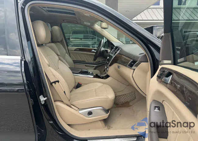 4JGDF7CE9DA136557: 62597685