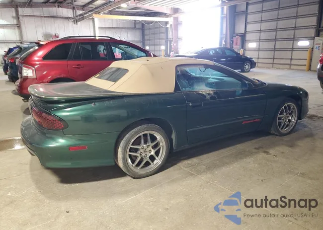 2G2FV32P3S2211318: 60168445