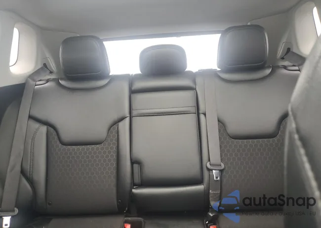 3C4NJDBB9KT630968: 59990235