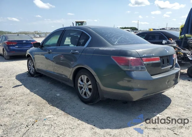 1HGCP2F64BA084905: 62212835