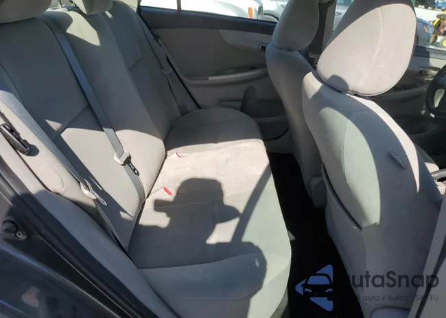 2T1BU4EE0CC838368: 60401285