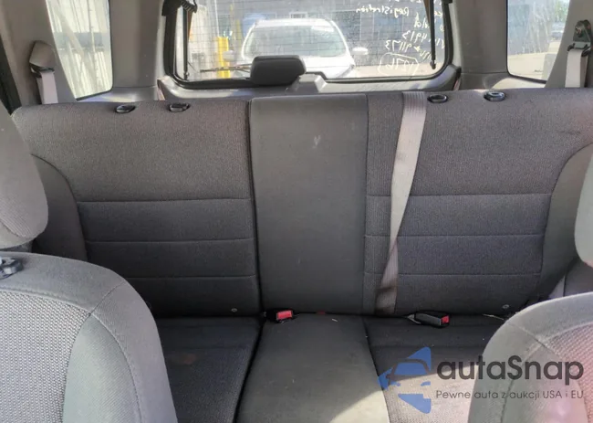 1FMCU04132KB74913: 61029445