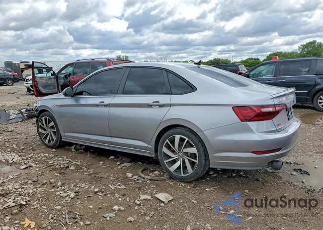 3VW5T7BU6MM009162: 57609396