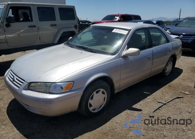 4T1BG22K5XU469940: 87481594